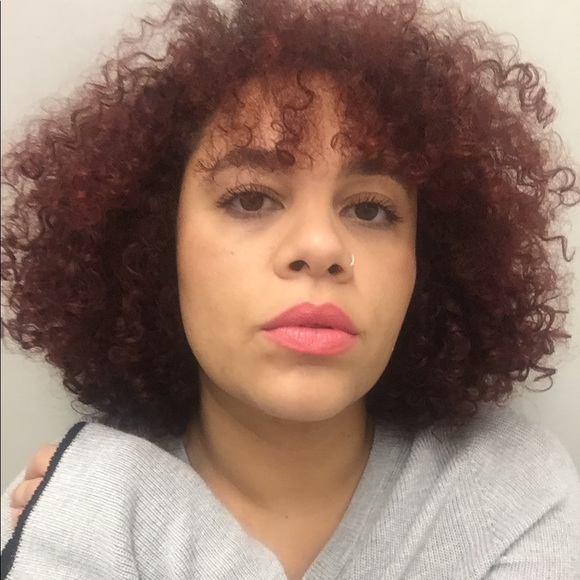 Meet your Posher, Nikki - Picture 2 of 2